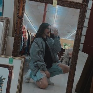 Meet your Posher, Breanna